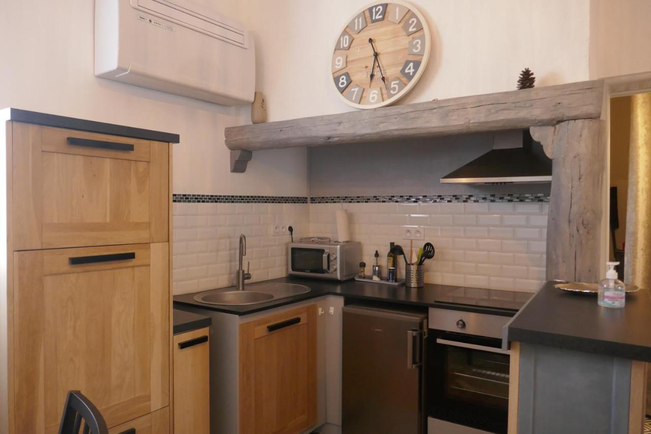 Appartement A 50 M De La Place Aux Herbes ユゼ エクステリア 写真