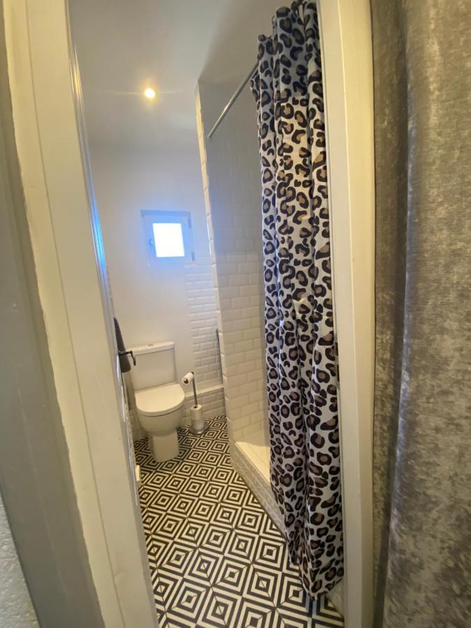 Appartement A 50 M De La Place Aux Herbes ユゼ エクステリア 写真